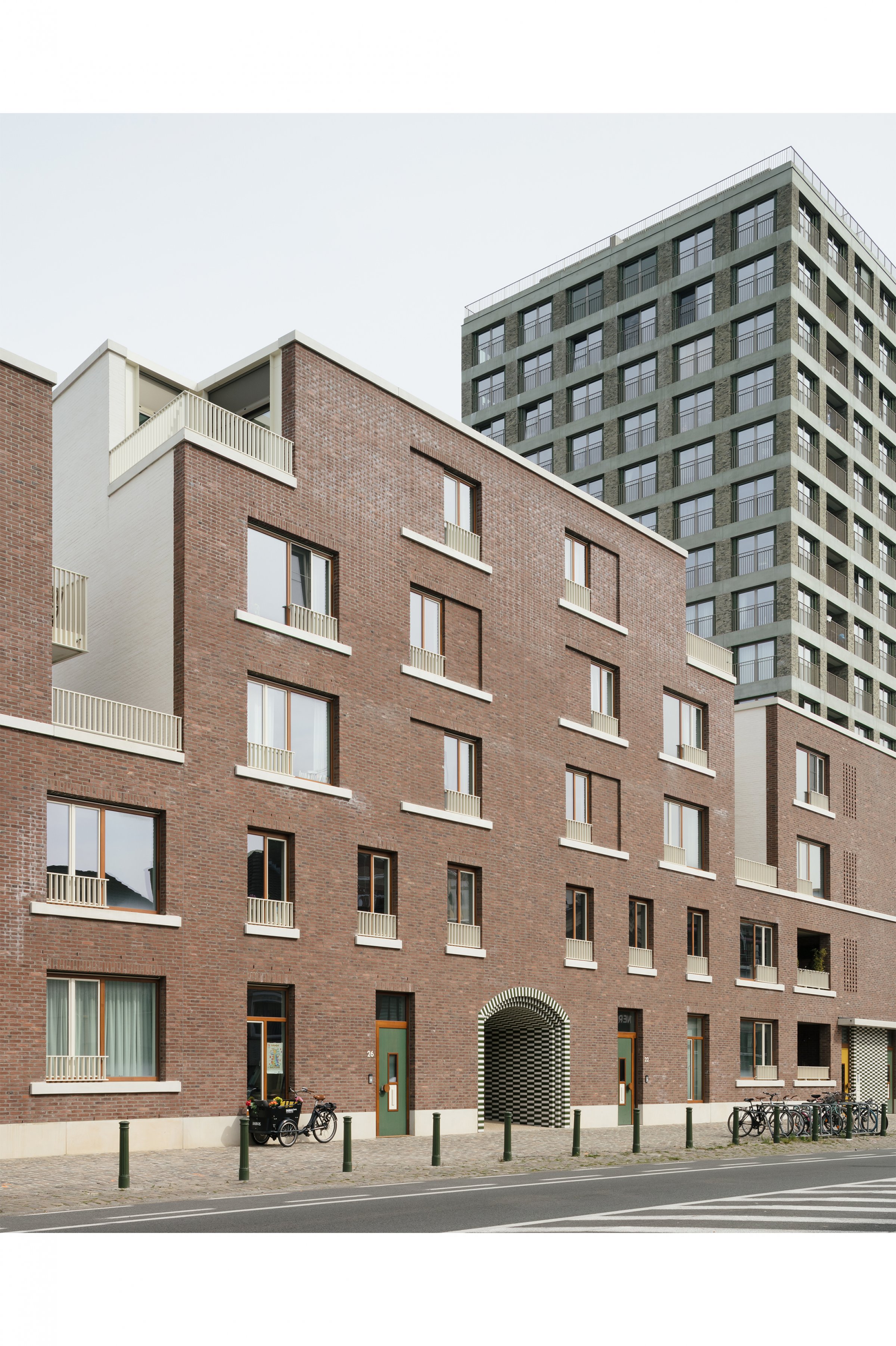 HWG14.600 S-230931 toren en pakhuis aan straatkant